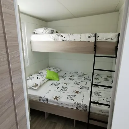 Mobile Home Lotty