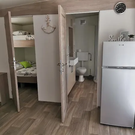 Mobile Home Lotty بيت للعطل